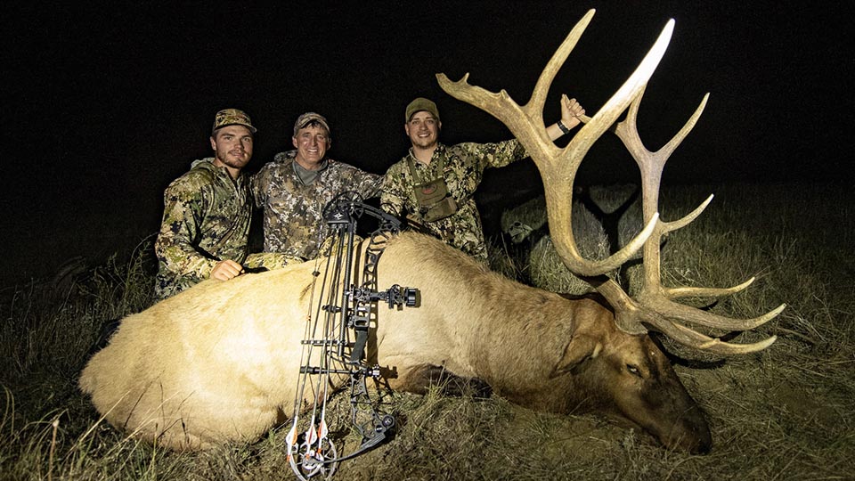 Montana Trophy Bull Elk Archery Hunt Montana Trophy Bull Elk Archery Hunt